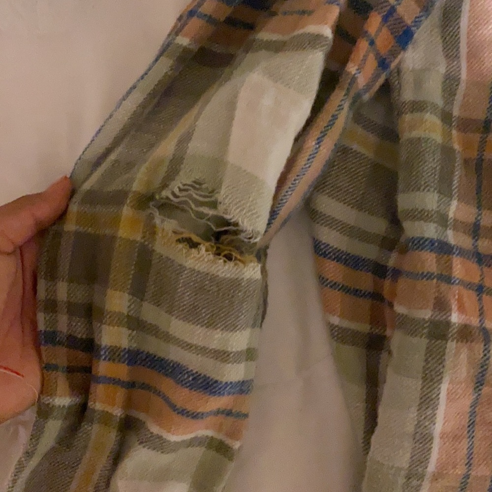 Flannel - Picture 5 of 5